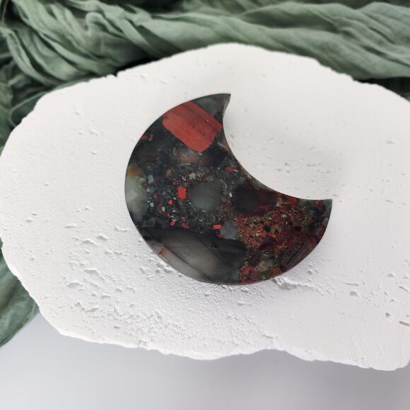 Large African Bloodstone Moon Crystal Carving - Picture 2 of 6